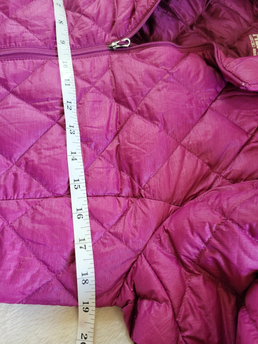 32 Degrees | HEAT Cute Fuchsia Lightweight Quilted Puffer Jacket (SIZE XS) - Picture 8 of 12